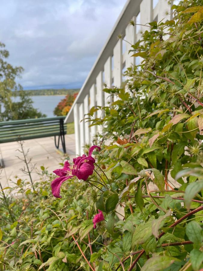Labbnäs Semesterhem, Radhuset Kimitoön Exterior foto