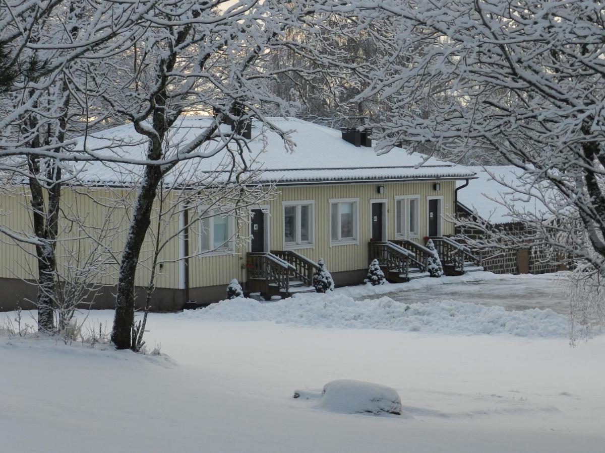 Labbnäs Semesterhem, Radhuset Kimitoön Exterior foto