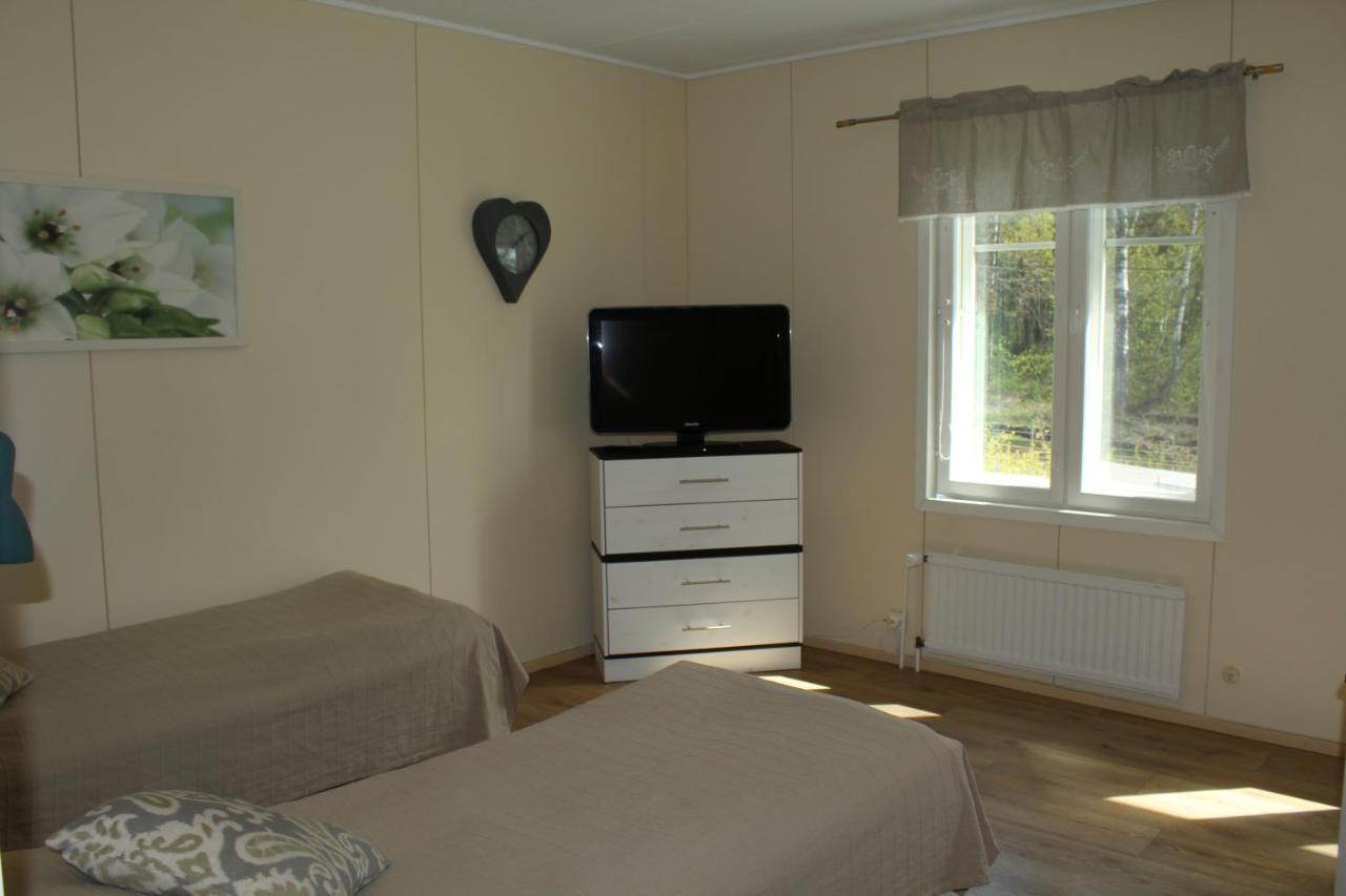 Labbnäs Semesterhem, Radhuset Kimitoön Zimmer foto
